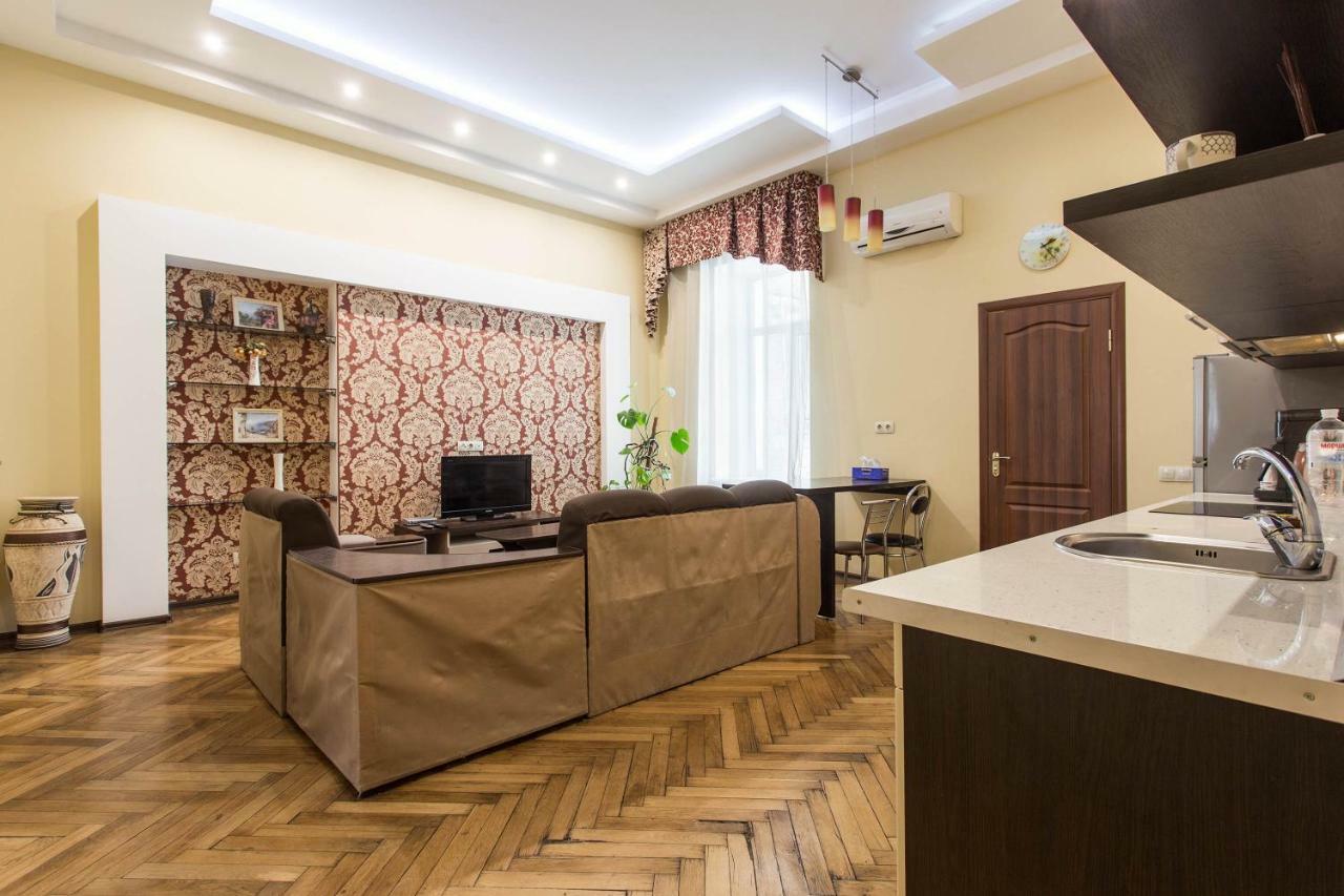 Odessa 3Bedroom Deribas Apartment Luaran gambar
